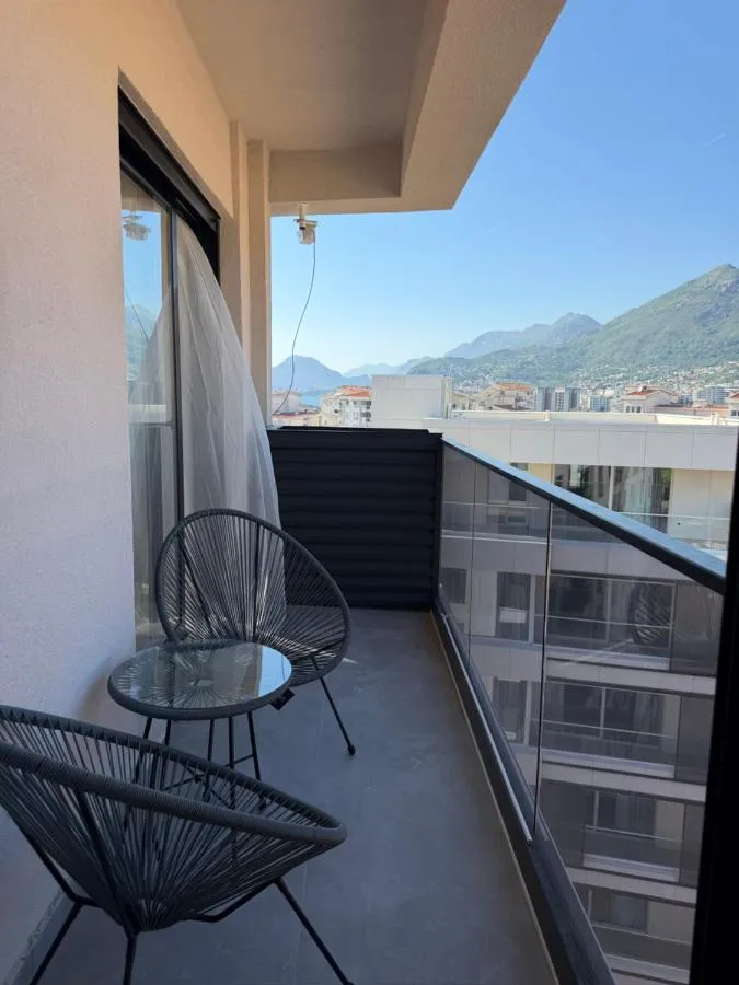 The balcony